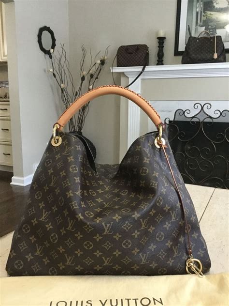 louis vuitton made in spain codes